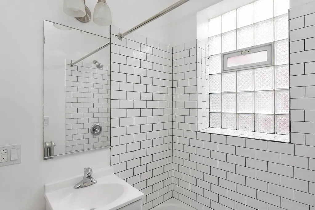 4241 N Kenmore Ave, , 60613, USA 60613-unit#303-Chicago-IL