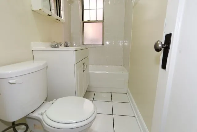 552 W Aldine Ave, ,  60657, USA 60657-unit#G-R-Chicago-IL