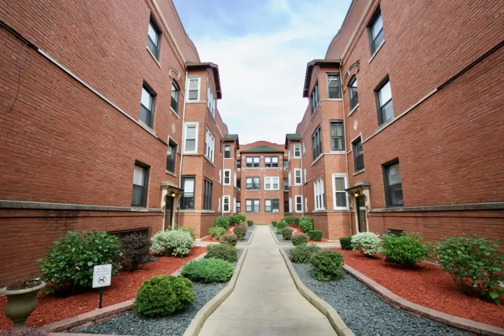 4423 N Wolcott Ave, , 60640, USA 60640-unit#2B-Chicago-IL