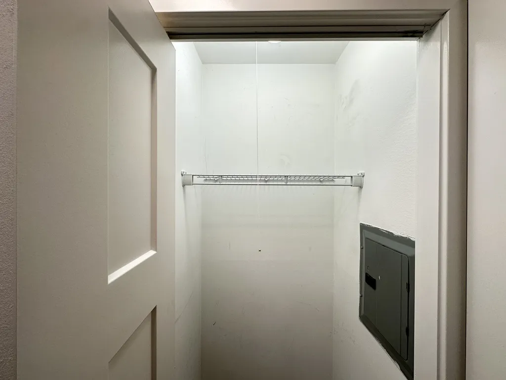 445 W Barry Ave, ,  60657, USA 60657-unit#418-Chicago-IL