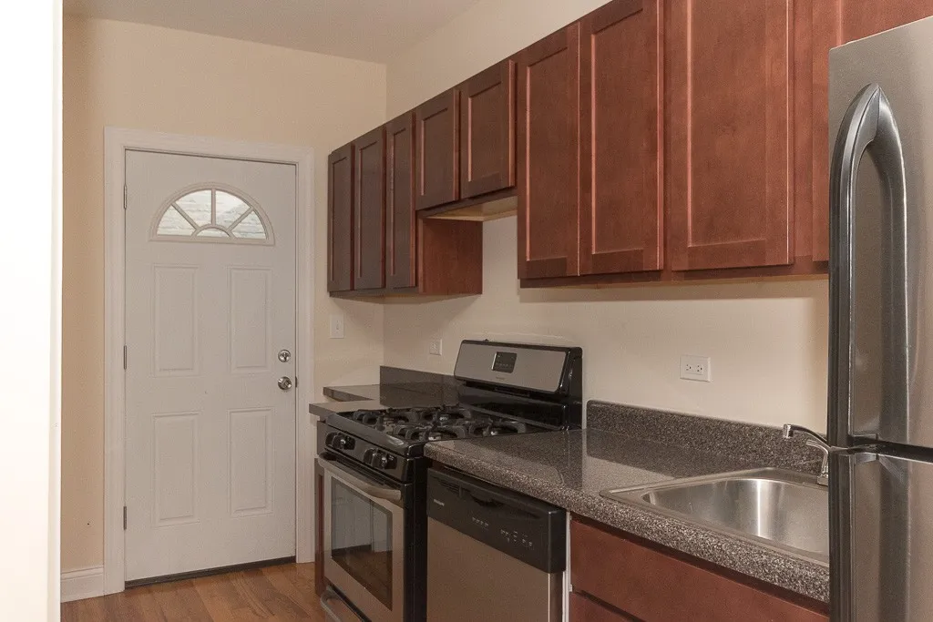 949 W Cornelia Ave, ,  60657, USA 60657-unit#3A-Chicago-IL