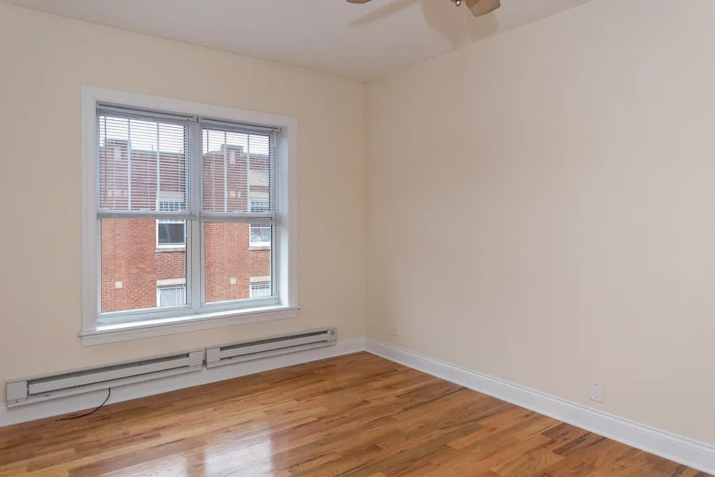 949 W Cornelia Ave, ,  60657, USA 60657-unit#3A-Chicago-IL