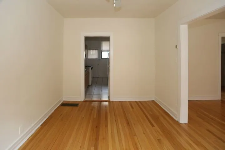 827 W Waveland Ave, ,  60613, USA 60613-unit#3S-Chicago-IL
