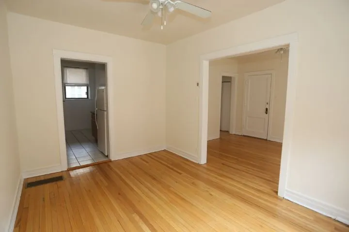 827 W Waveland Ave, ,  60613, USA 60613-unit#3S-Chicago-IL
