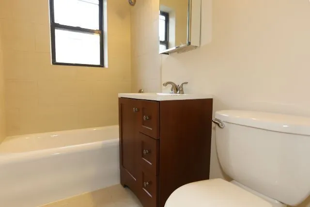 4036 N Ashland Ave, ,  60613, USA 60613-unit#3E-Chicago-IL