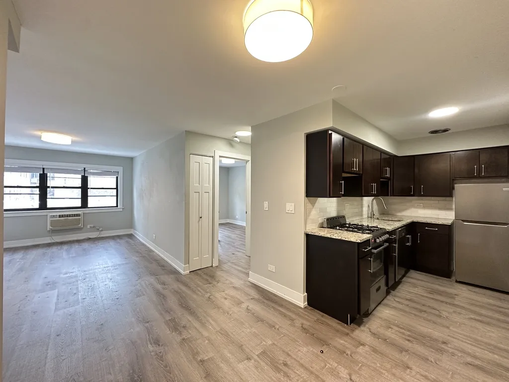 445 W Barry Ave, ,  60657, USA 60657-unit#527-Chicago-IL