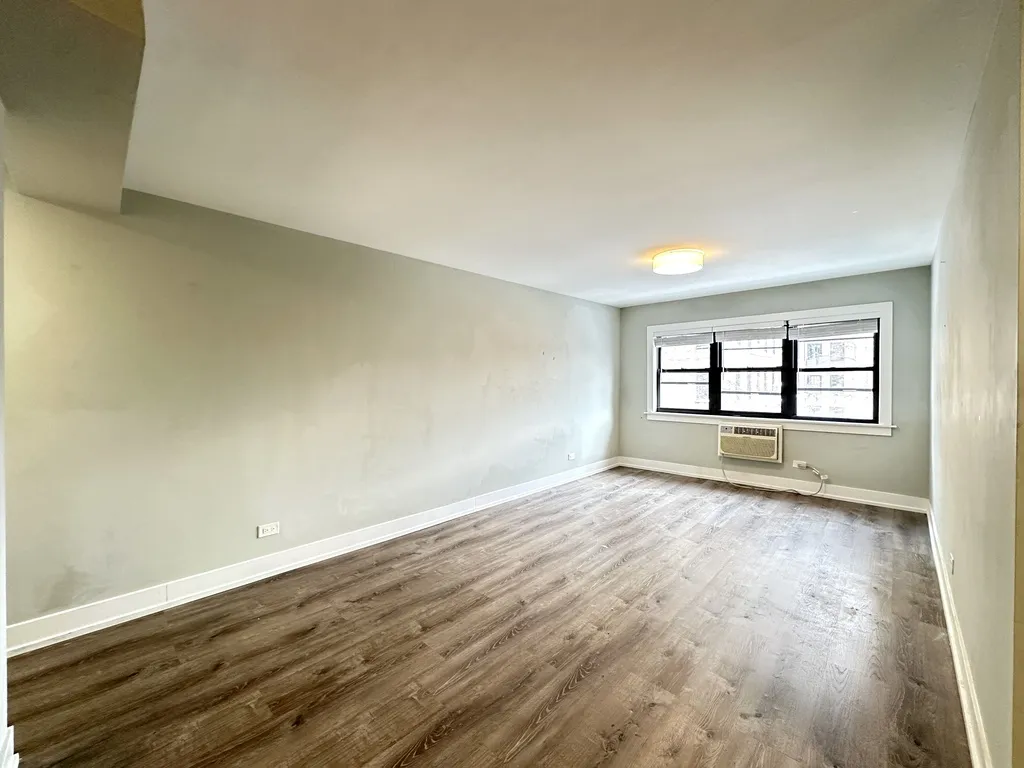 445 W Barry Ave, ,  60657, USA 60657-unit#527-Chicago-IL