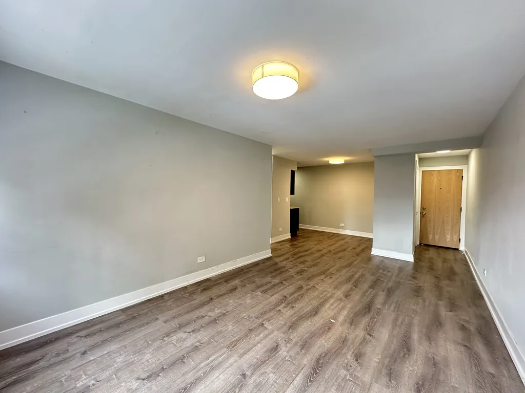 445 W Barry Ave, ,  60657, USA 60657-unit#527-Chicago-IL