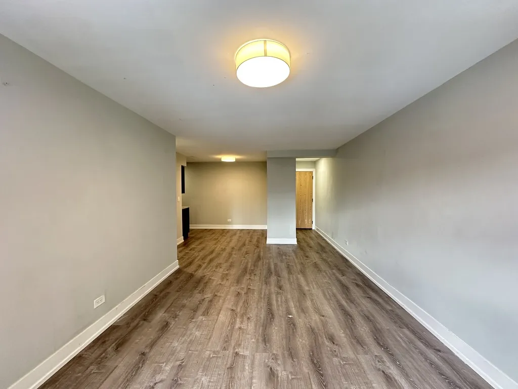 445 W Barry Ave, ,  60657, USA 60657-unit#527-Chicago-IL