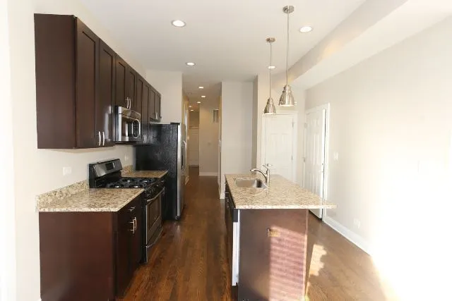 1218 W Diversey Pkwy, ,  60614, USA 60614-unit#2-Chicago-IL