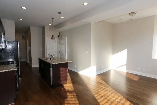 1218 W Diversey Pkwy, ,  60614, USA 60614-unit#2-Chicago-IL