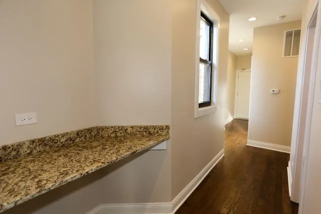1218 W Diversey Pkwy, ,  60614, USA 60614-unit#2-Chicago-IL