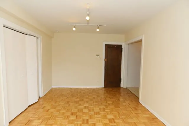 739 W Belmont Ave, , 60657, USA 60657-unit#308-Chicago-IL