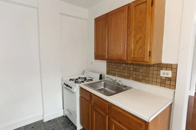 4600 N Beacon St, ,  60640, USA 60640-unit#2D-Chicago-IL