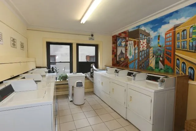 1164 N Dearborn St, ,  60610, USA 60610-unit#214-Chicago-IL