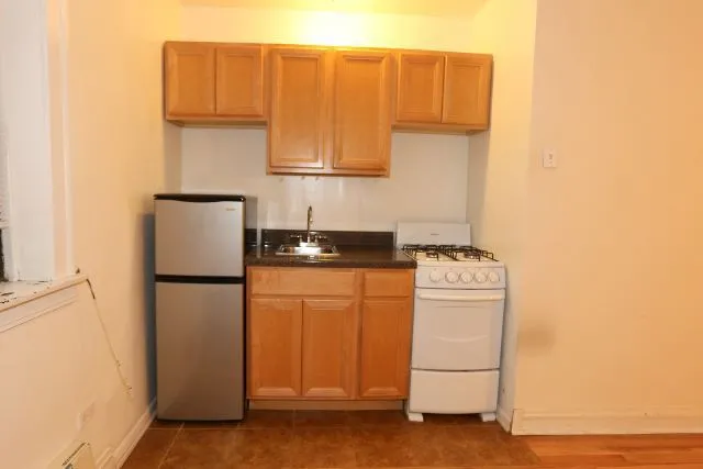 4546 N Damen Ave, , 60625, USA 60625-unit#404-Chicago-IL