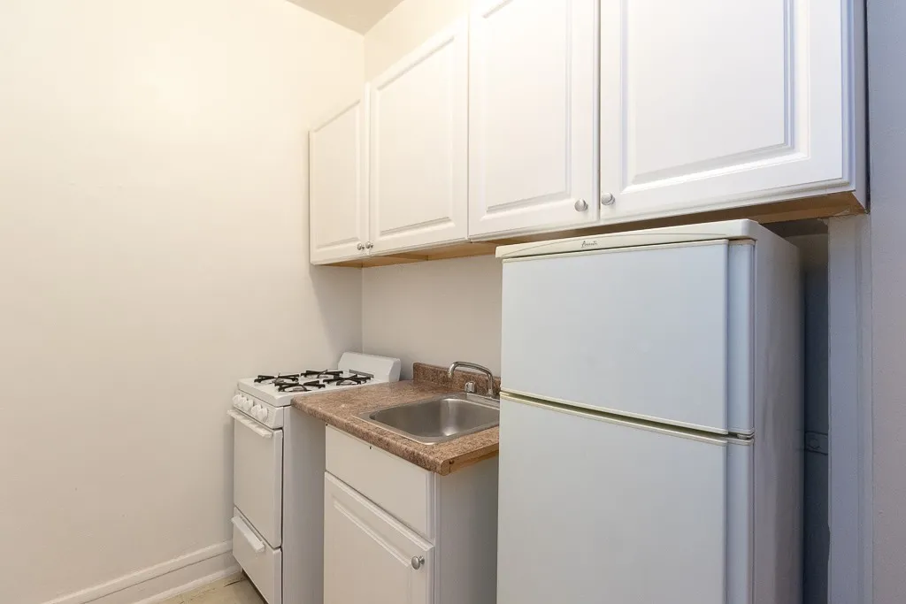 2827 N Burling St, , 60657, USA 60657-unit#02-Chicago-IL