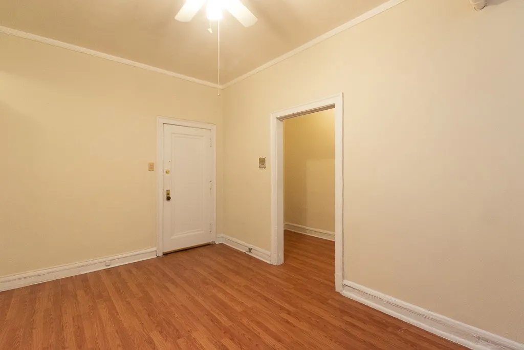 2827 N Burling St, , 60657, USA 60657-unit#02-Chicago-IL