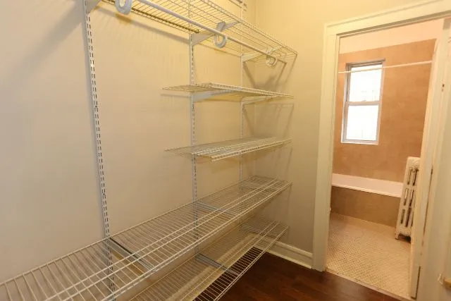 2827 N Burling St, ,  60657, USA 60657-unit#206-Chicago-IL
