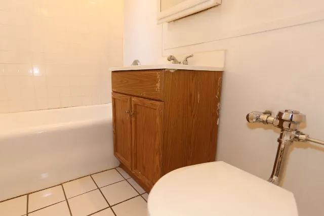 511 W Melrose St, ,  60657, USA 60657-unit#311-Chicago-IL