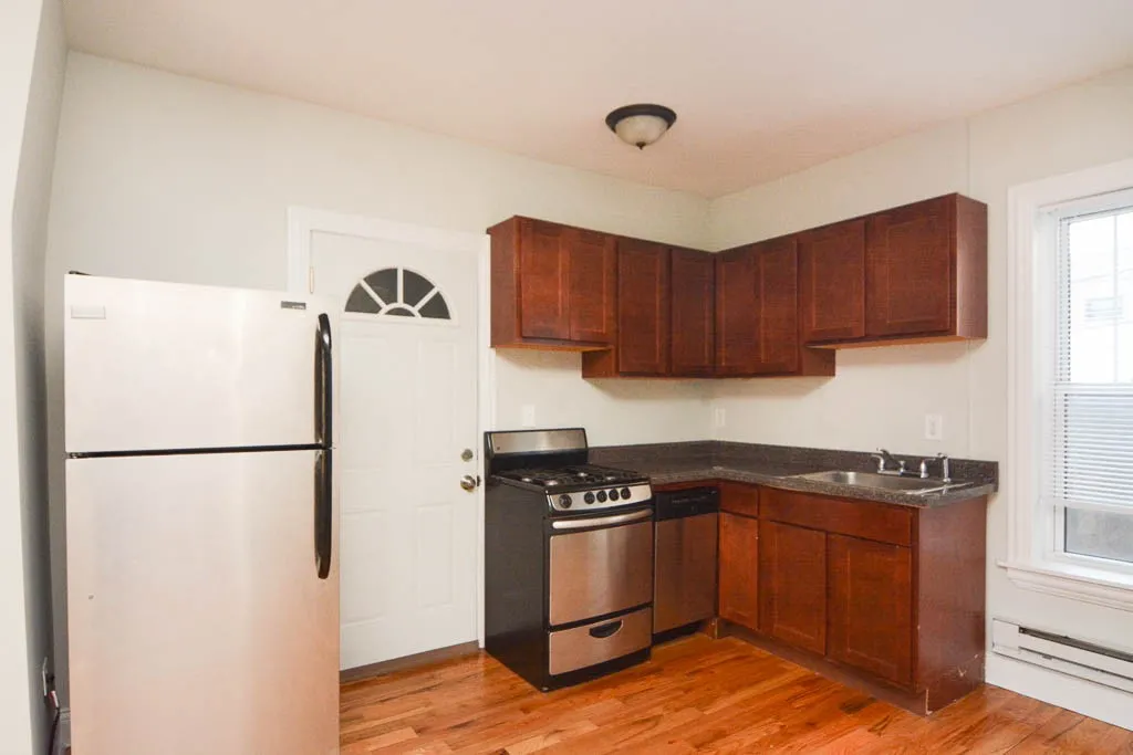 951 W Cornelia Ave, ,  60657, USA 60657-unit#1D-Chicago-IL