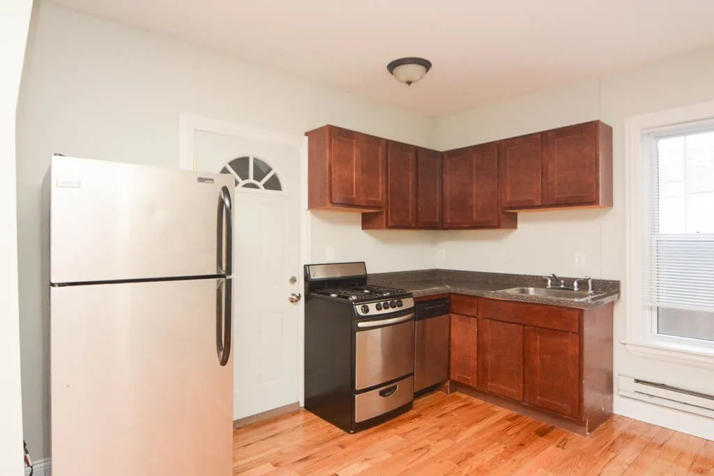 951 W Cornelia Ave, ,  60657, USA 60657-unit#1D-Chicago-IL