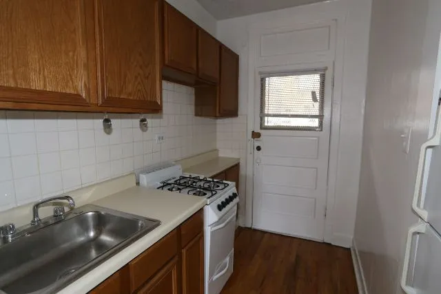 624 W Cornelia Ave, , 60657, USA 60657-unit#3N-Chicago-IL