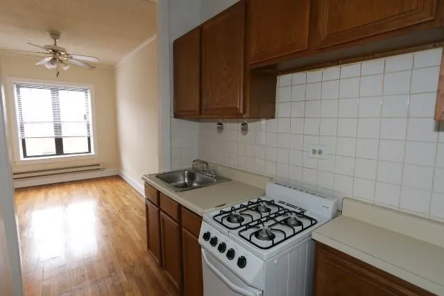 624 W Cornelia Ave, , 60657, USA 60657-unit#3N-Chicago-IL