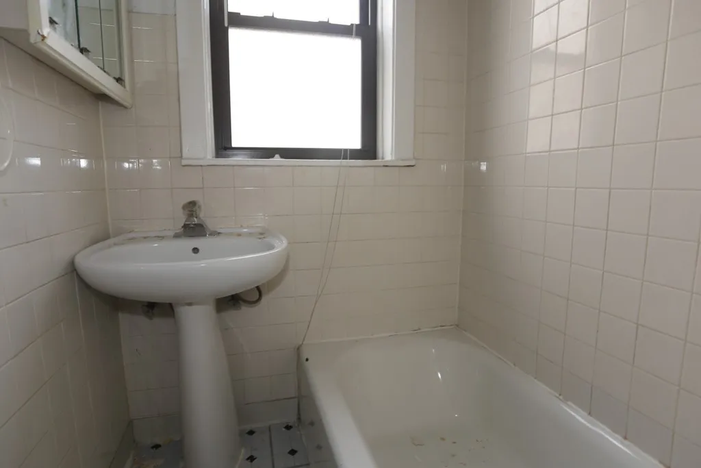 626 W Cornelia Ave, , 60657, USA 60657-unit#1E-Chicago-IL