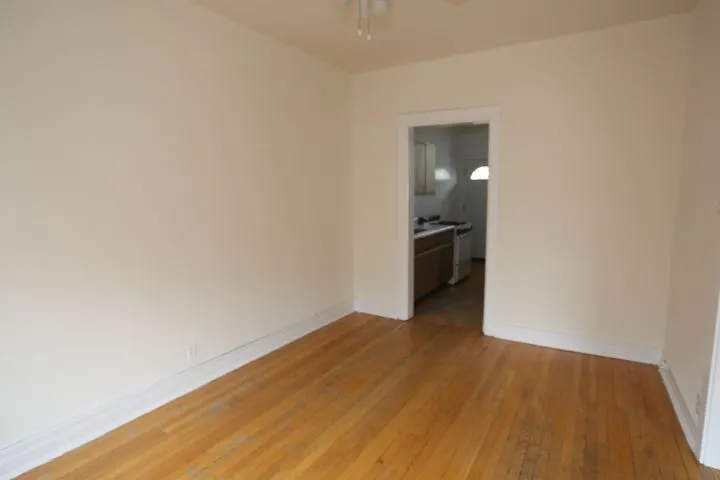 825 W Waveland Ave, ,  60613, USA 60613-unit#1S-Chicago-IL