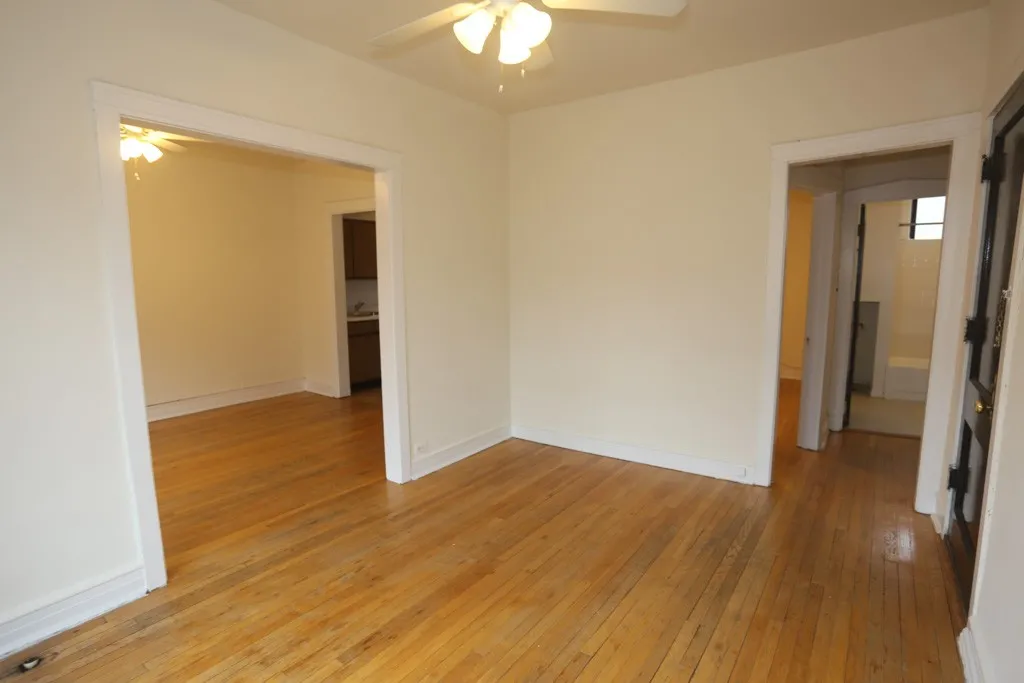 825 W Waveland Ave, ,  60613, USA 60613-unit#1S-Chicago-IL