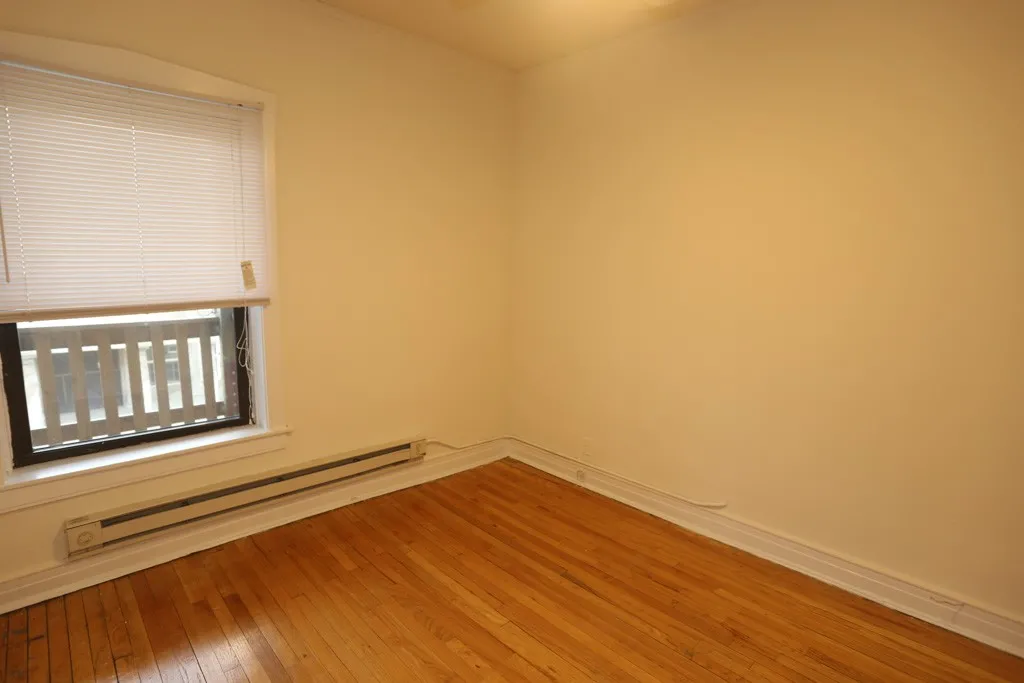 825 W Waveland Ave, ,  60613, USA 60613-unit#1S-Chicago-IL