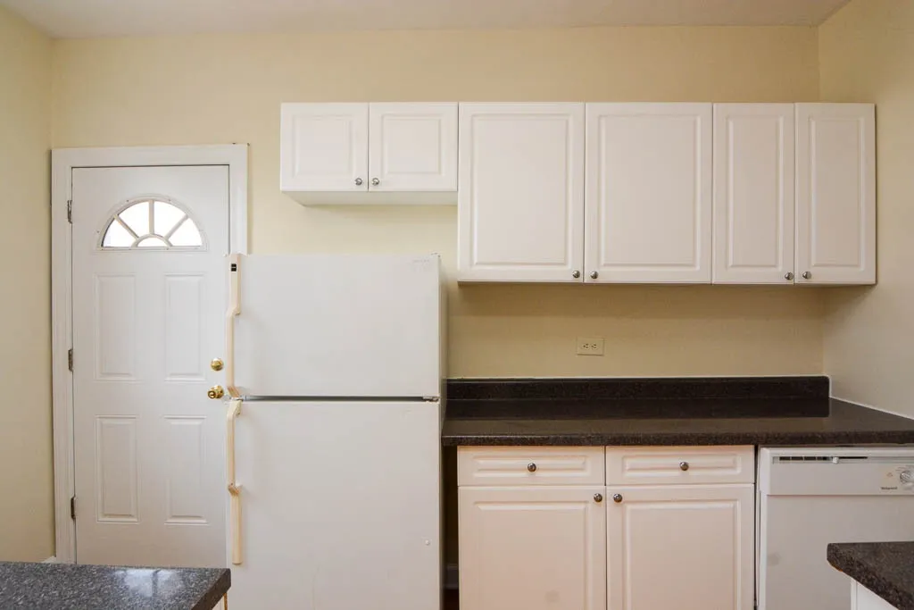 554 W Aldine Ave, , 60657, USA 60657-unit#3W-Chicago-IL