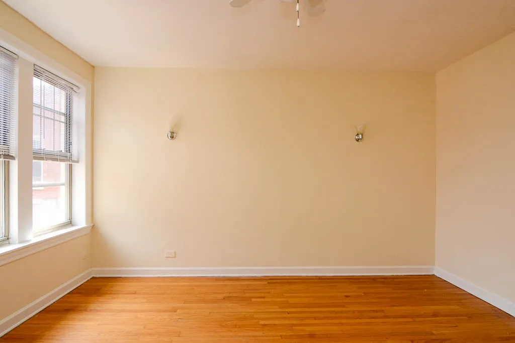 554 W Aldine Ave, , 60657, USA 60657-unit#3W-Chicago-IL