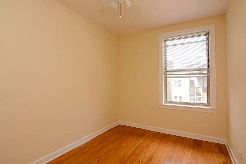 554 W Aldine Ave, , 60657, USA 60657-unit#3W-Chicago-IL