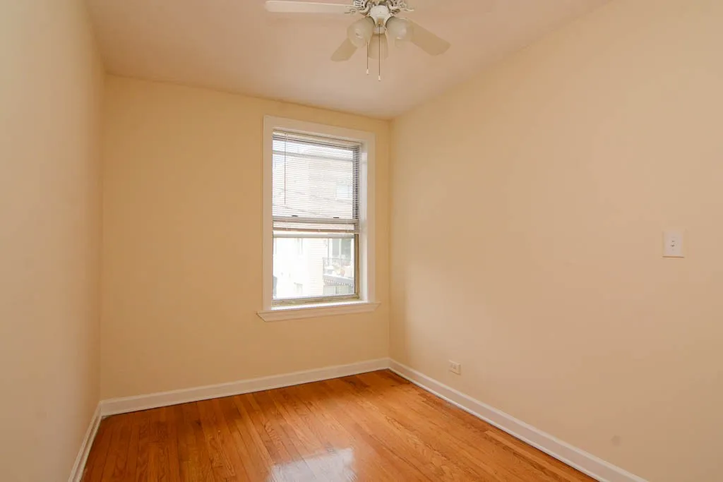 554 W Aldine Ave, , 60657, USA 60657-unit#3W-Chicago-IL