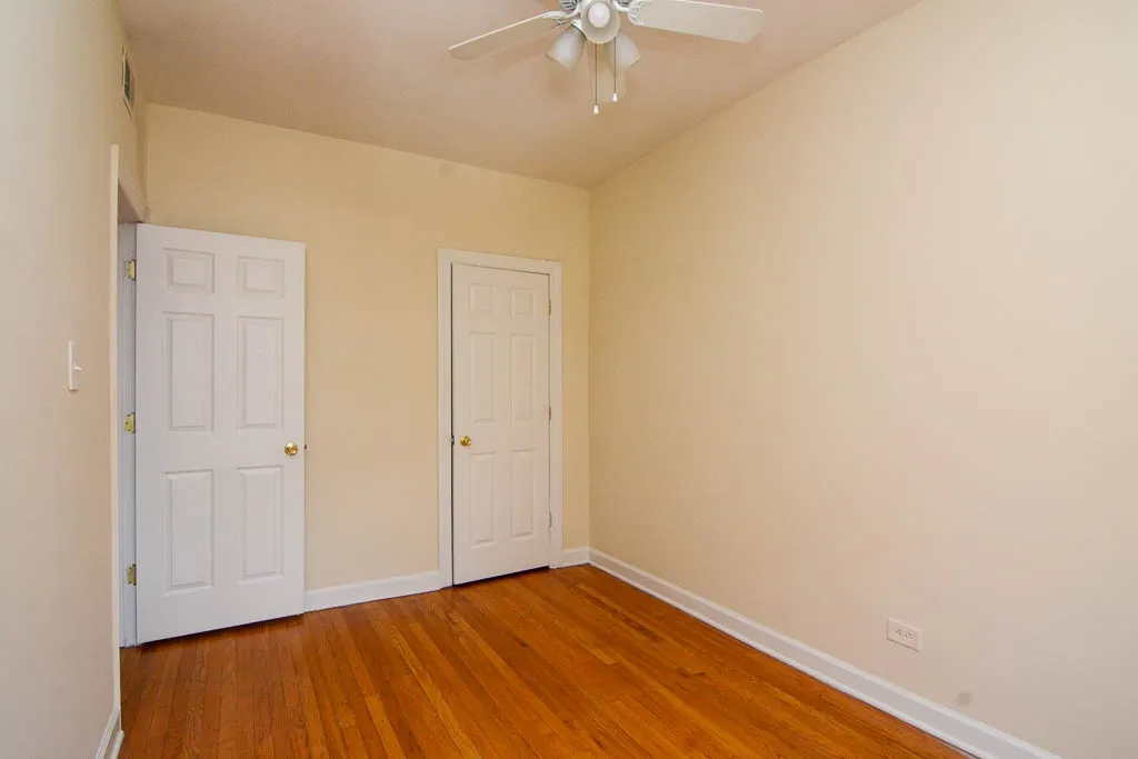 554 W Aldine Ave, , 60657, USA 60657-unit#3W-Chicago-IL