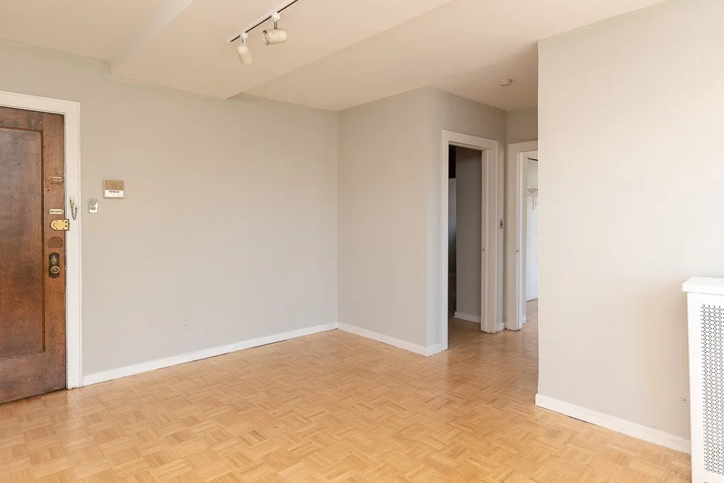 739 W Belmont Ave, , 60657, USA 60657-unit#302-Chicago-IL