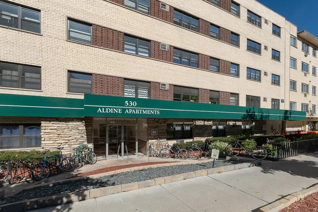 530 W Aldine Ave, , 60657, USA 60657-unit#311-Chicago-IL
