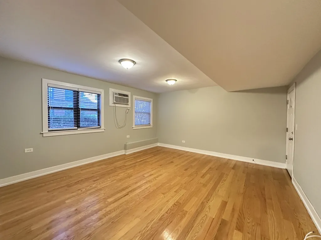 2906 N Mildred Ave, ,  60657, USA 60657-unit#G-Chicago-IL