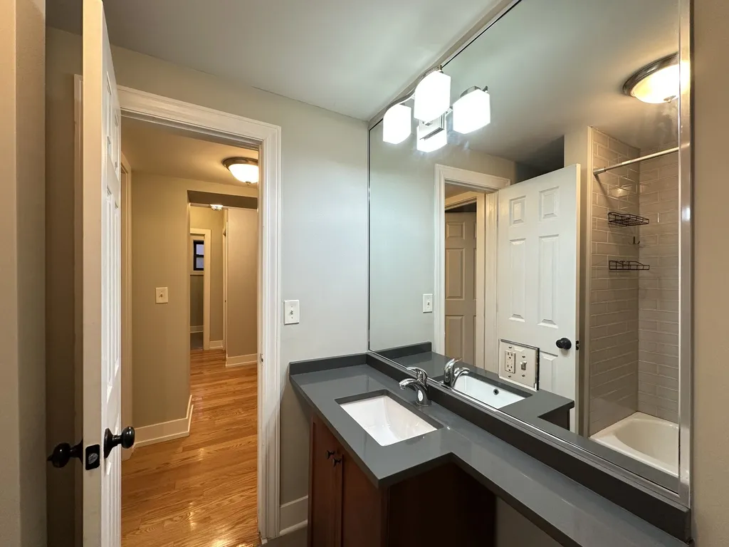 2906 N Mildred Ave, ,  60657, USA 60657-unit#G-Chicago-IL
