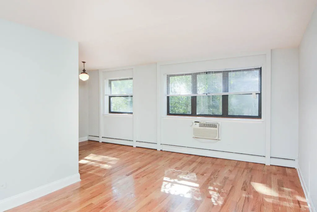 510 W Briar Pl, , 60657, USA 60657-unit#202-Chicago-IL