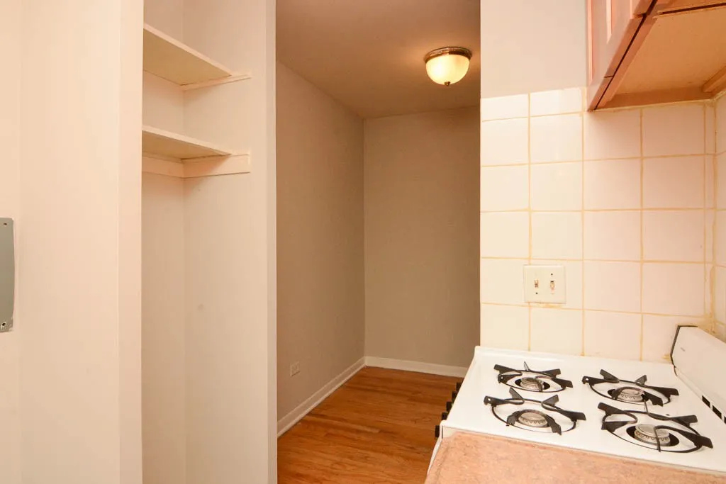 510 W Briar Pl, ,  60657, USA 60657-unit#410-Chicago-IL