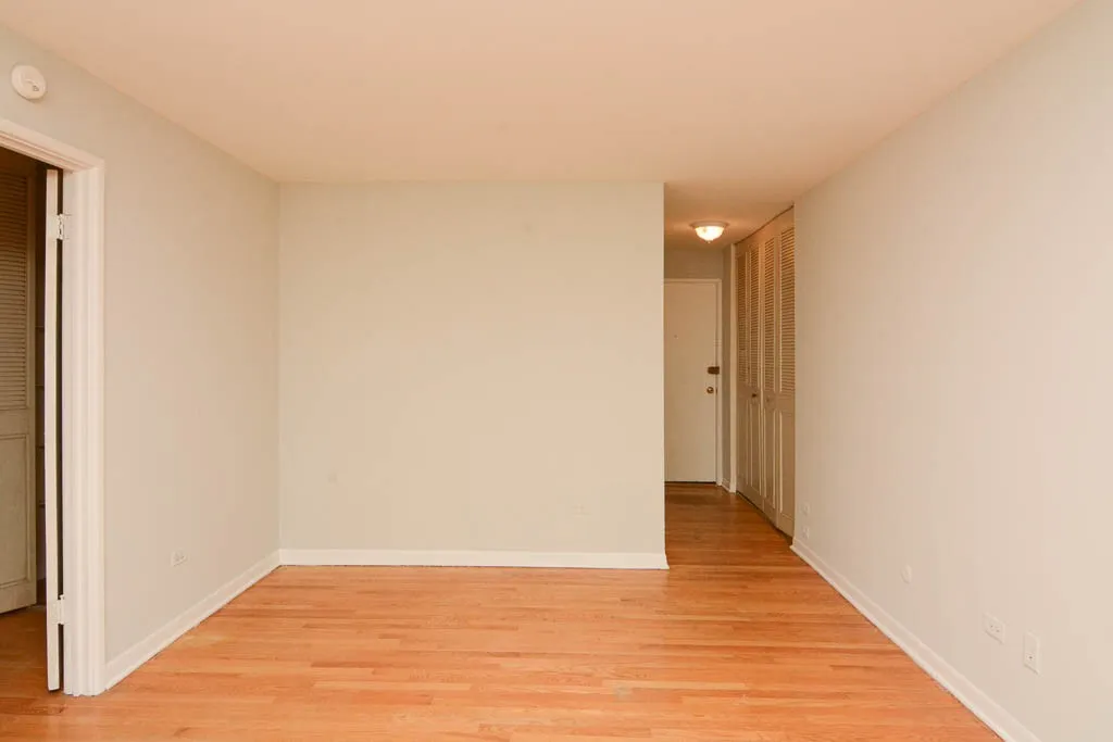510 W Briar Pl, ,  60657, USA 60657-unit#410-Chicago-IL