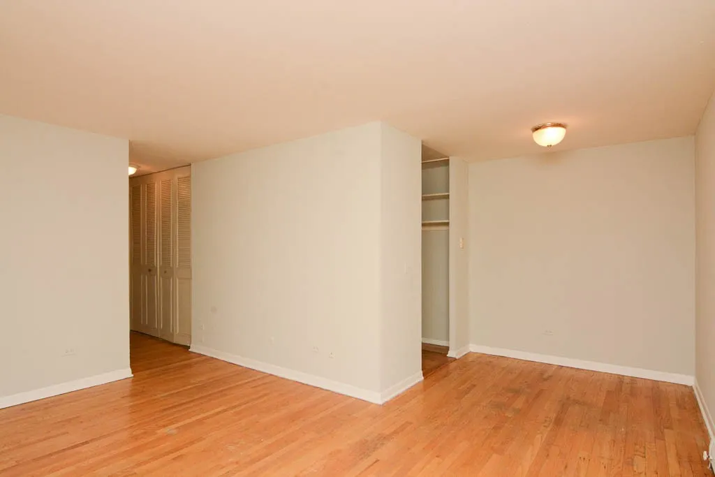 510 W Briar Pl, ,  60657, USA 60657-unit#410-Chicago-IL
