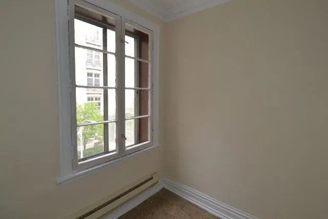 425 W Roscoe St, ,  60657, USA 60657-unit#301-Chicago-IL