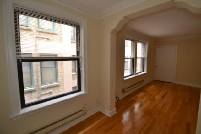425 W Roscoe St, ,  60657, USA 60657-unit#302-Chicago-IL