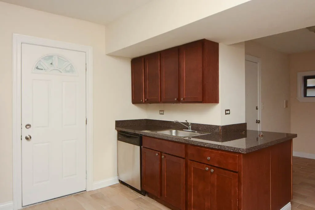 3728 N Pine Grove Ave, ,  60613, USA 60613-unit#G-Chicago-IL