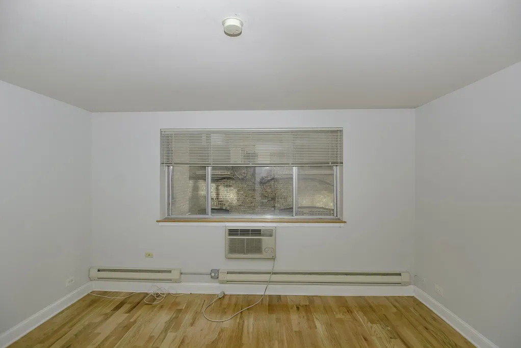 660 W Wrightwood Ave, ,  60614, USA 60614-unit#209-Chicago-IL