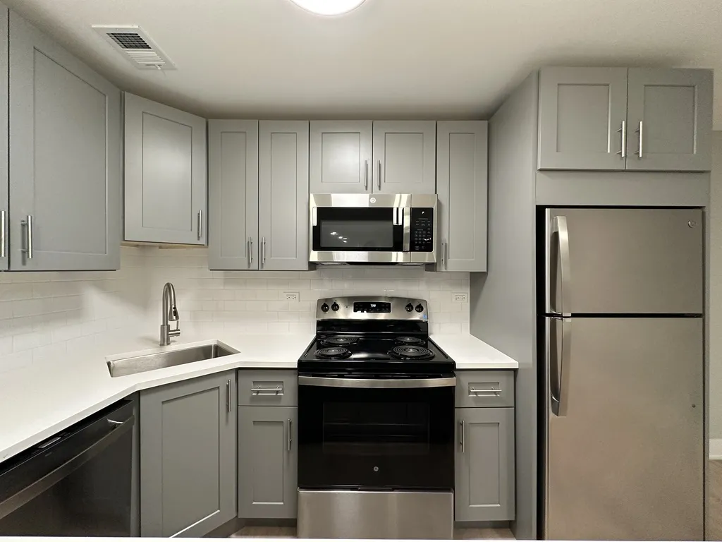 1220 N La Salle Dr, ,  60610, USA 60610-unit#2D-Chicago-IL